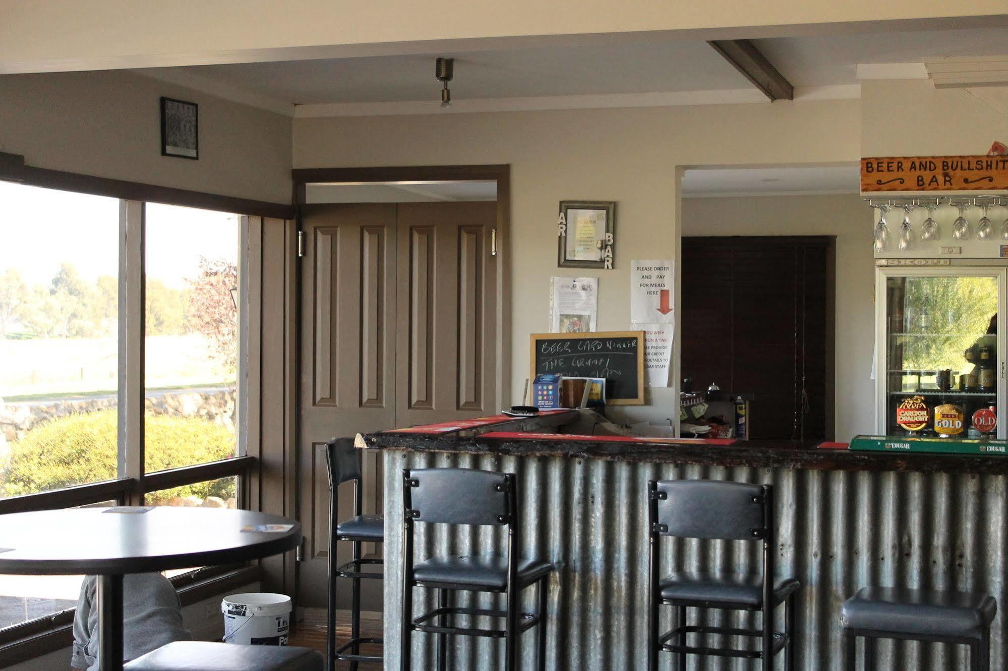 Jugiong Motor Inn Exterior foto